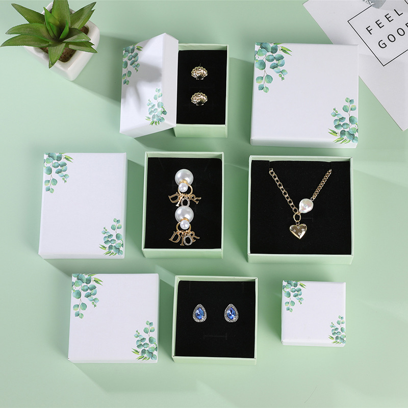 Toko Perhiasan Daun Segar Keci - Wedding Supply Shops ulasan dan harga